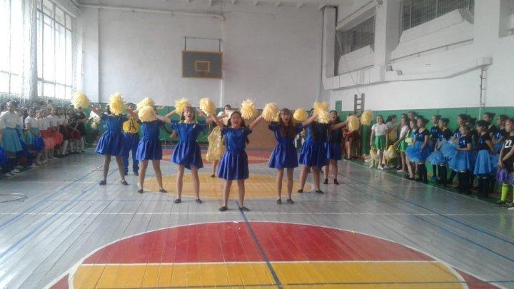 Городской чемпионат по "CHEERLEADINGu"